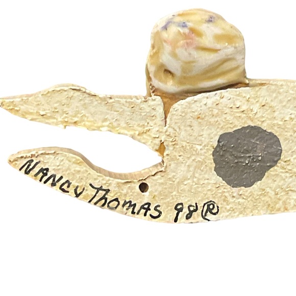 NANCY THOMAS➕Signed Rabbit Ornamwnt - Picture 3 of 3